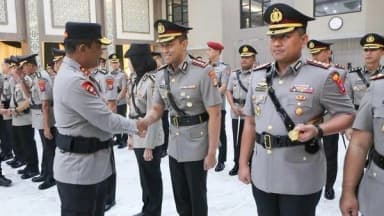 Kapolri Rotasi 14 Kapolres, Peta Mutasi Terbaru dari Padang hingga Raja Ampat