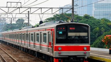 KRL Bogor–Jakarta Kota Sempat Terganggu Usai Ada Warga Tertemper di Tebet