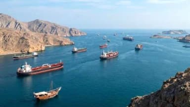 Selat Hormuz Kembali Memanas: Apa Pengaruhnya ke Harga Minyak dan Ekonomi Global?