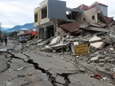 Pemerintah Gelar Rakor Tanggap Darurat, Respons Cepat untuk Gempa NTT Jadi Sorotan