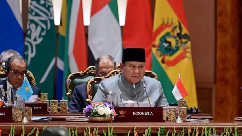 Prabowo di KTT BRICS Dorong Transaksi Mata Uang Lokal, Apa Untungnya untuk Ekonomi Indonesia? Prabowo di KTT BRICS Dorong Transaksi Mata Uang Lokal, Apa Untungnya untuk Ekonomi Indonesia? Politik