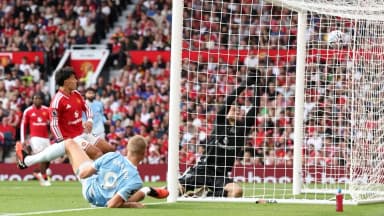 Drama Derby Manchester, Roy Keane: VAR Rampok MU Lewat Gol Haaland