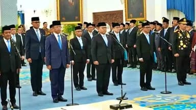 Ini Daftar Reshuffle Ke-7 Prabowo, 3 Menteri Hilang Jabatan. Kok Nusron Aman?